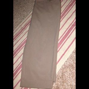 Dressy capris.                                   2